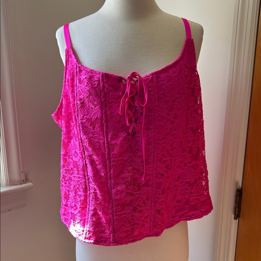 NWT Torrid Hot Pink Lace Corset crop top Camisole